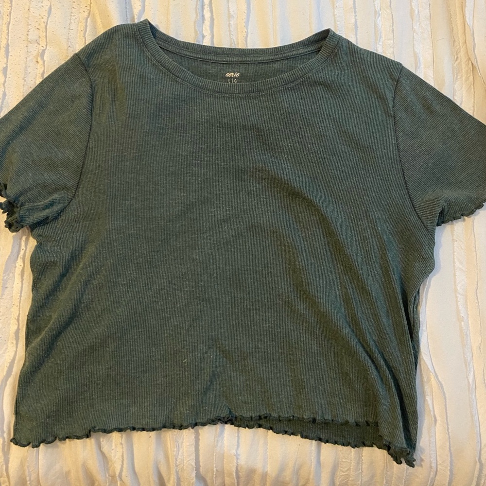 Lettuce trim Aerie top